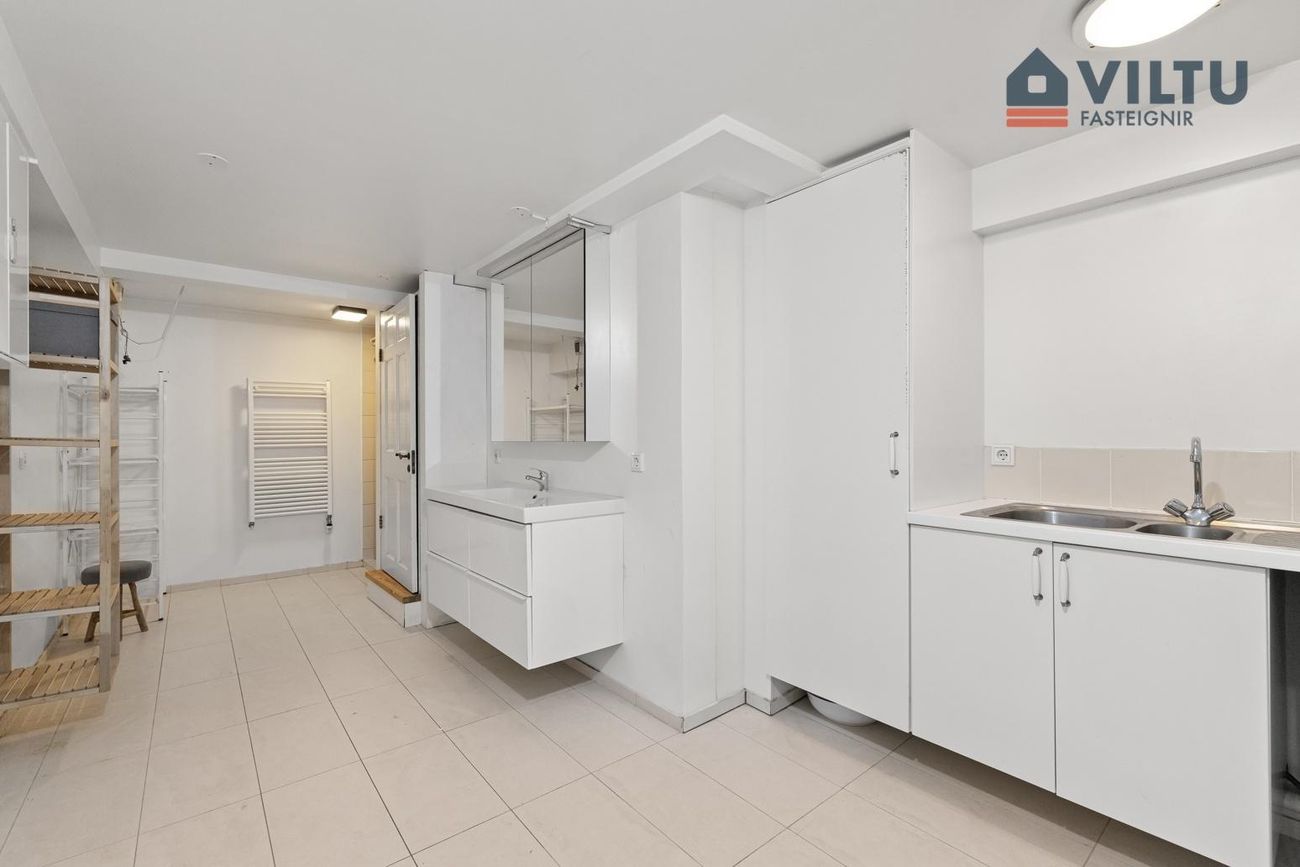 Kópavogsbraut 4 - 0101, 200 Kópavogur