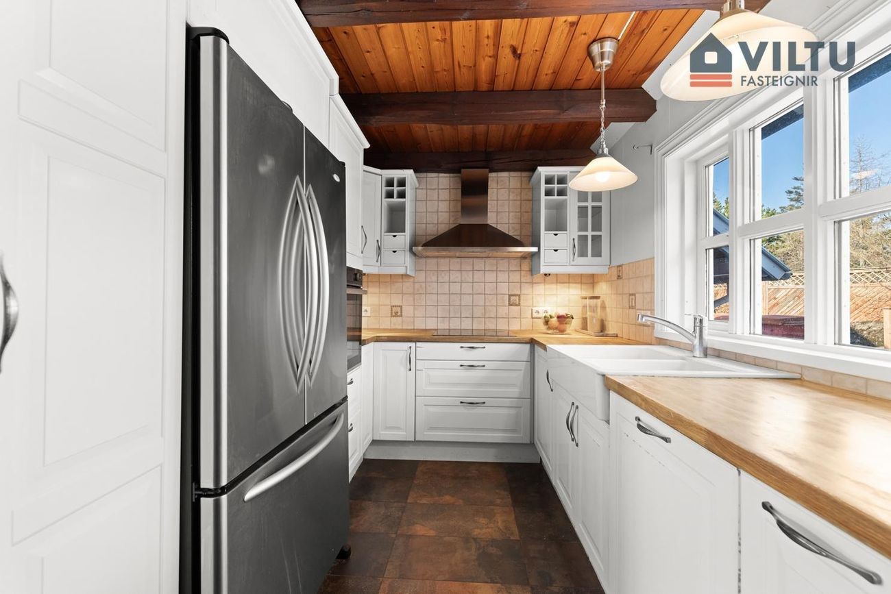 Kópavogsbraut 4 - 0101, 200 Kópavogur