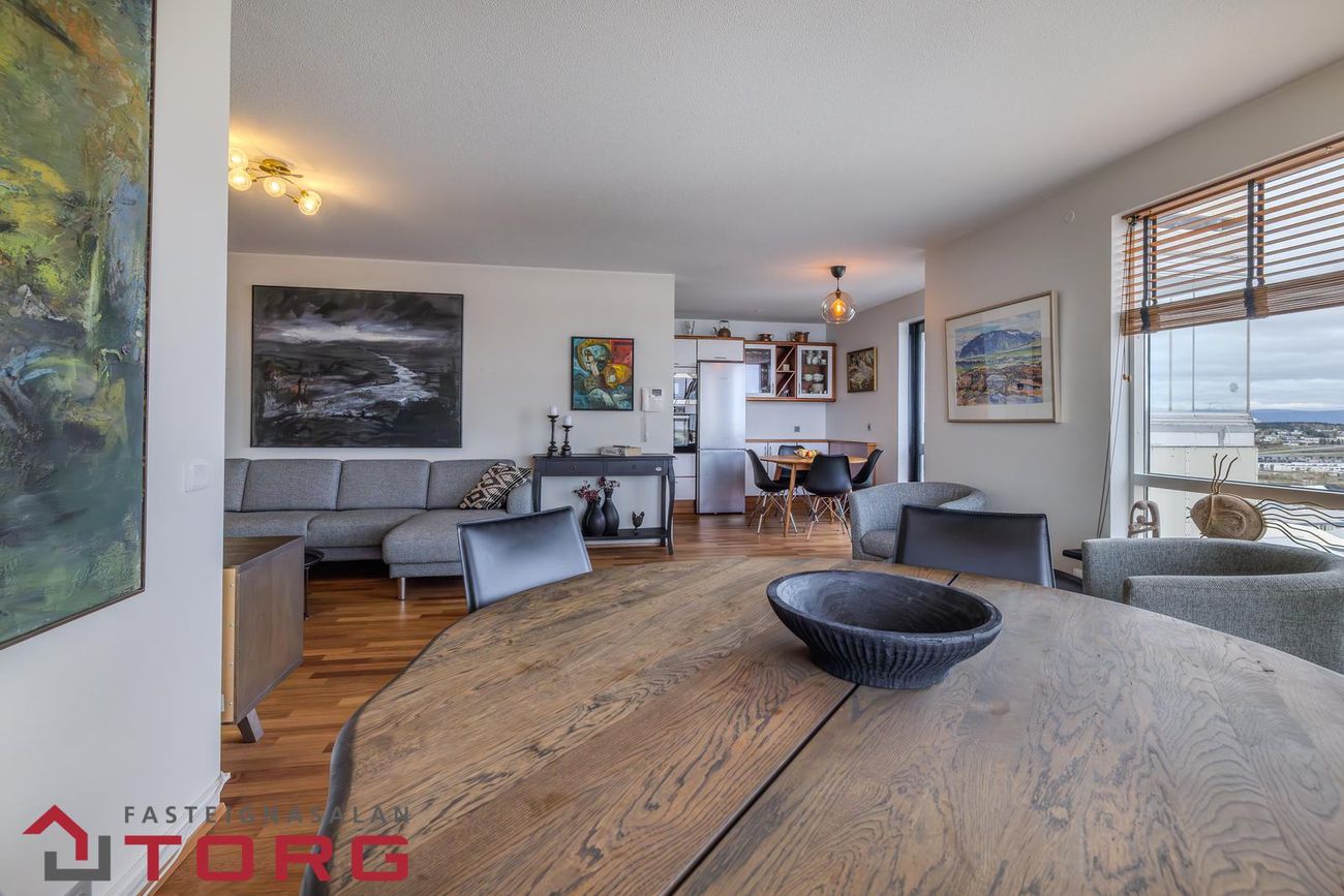 Hrísmóar 1 - 0801, 210 Garðabær