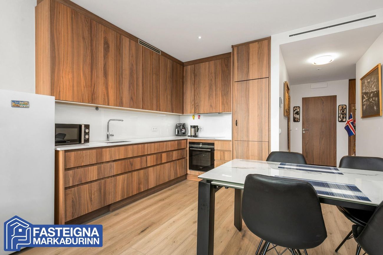 Hallgerðargata 3 - 0304, 105 Reykjavík