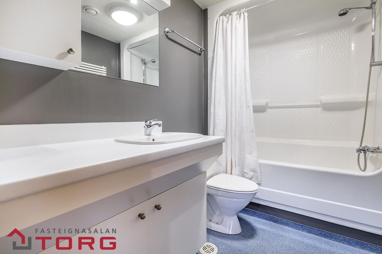 Lindarbraut 635 - 0103, 262 Reykjanesbær