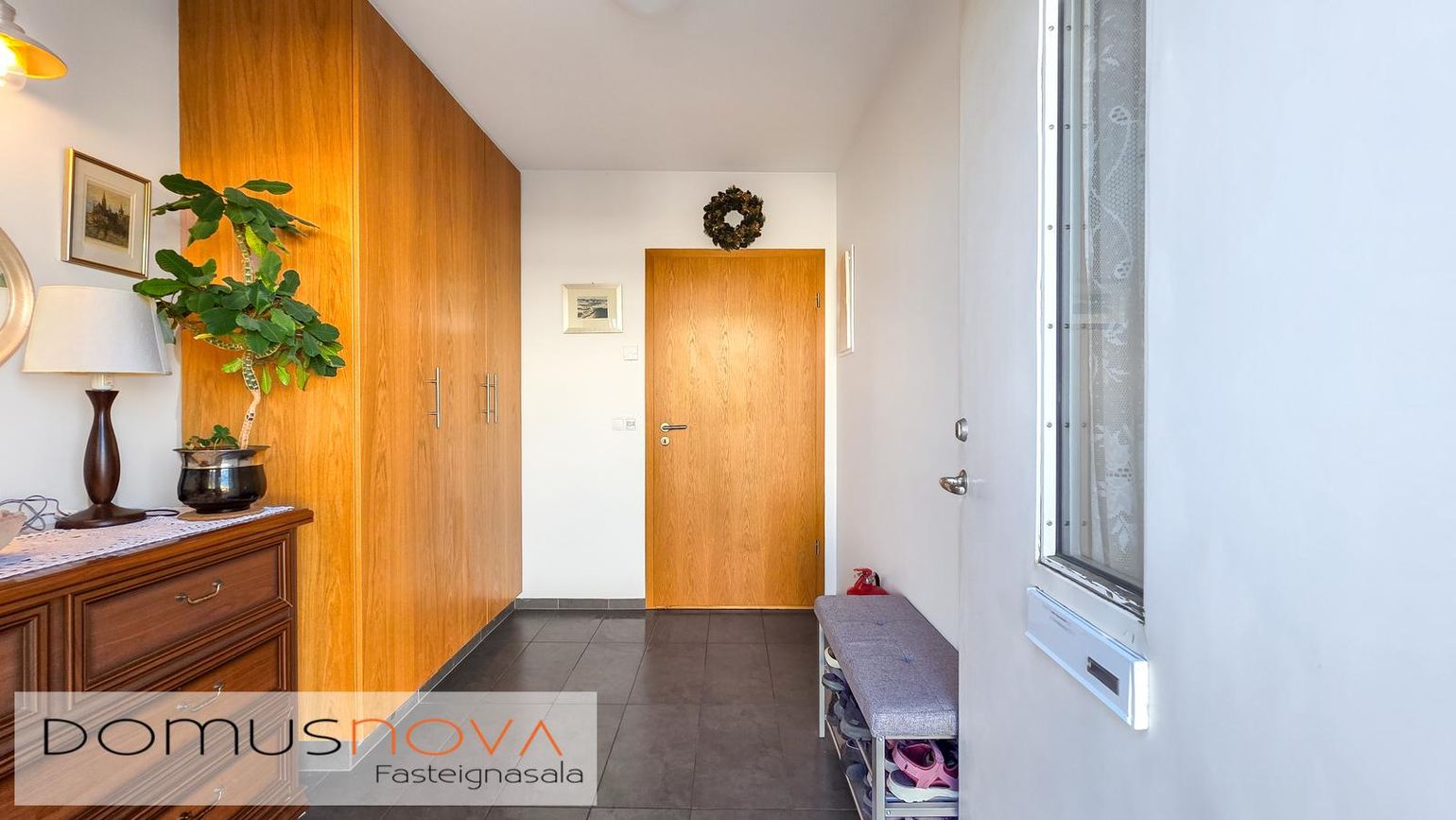 Brákarbraut 10, 310 Borgarbyggð