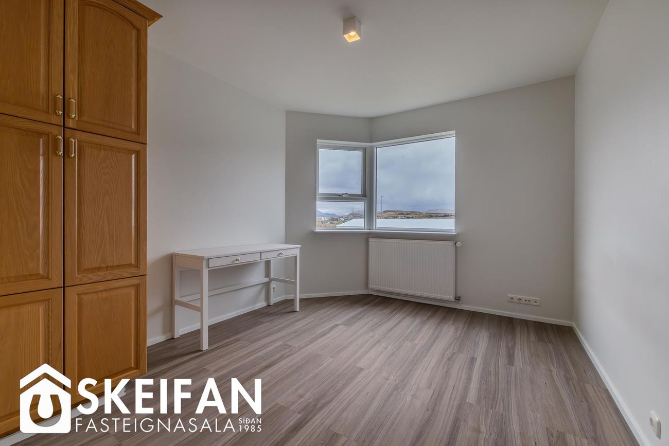 Barðastaðir 21 - 0203, 112 Reykjavík