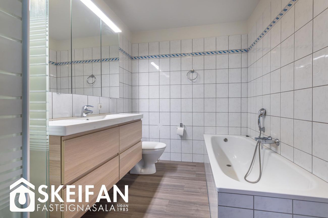 Barðastaðir 21 - 0203, 112 Reykjavík