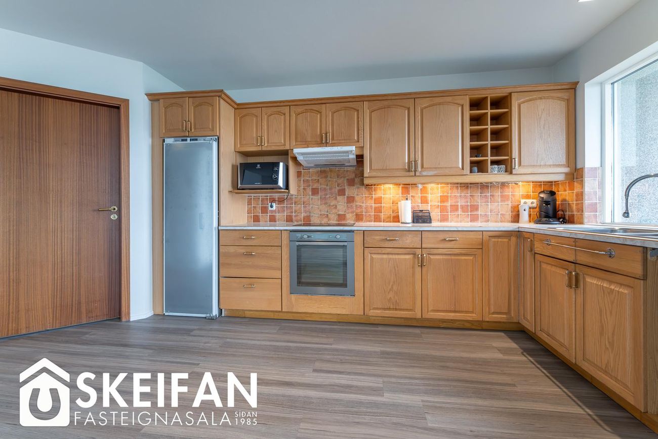 Barðastaðir 21 - 0203, 112 Reykjavík