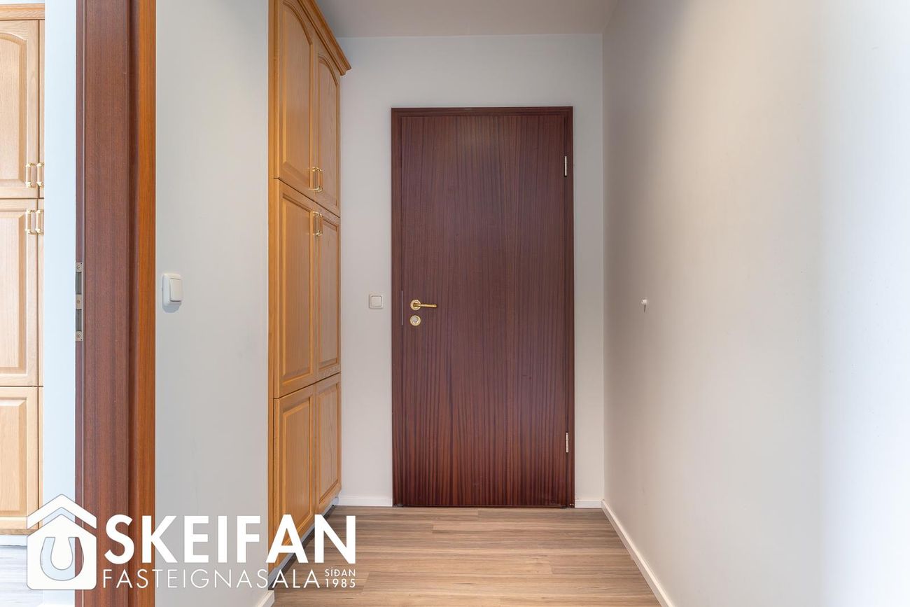 Barðastaðir 21 - 0203, 112 Reykjavík