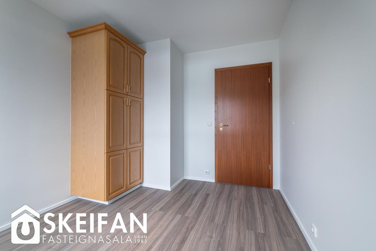 Barðastaðir 21 - 0203, 112 Reykjavík