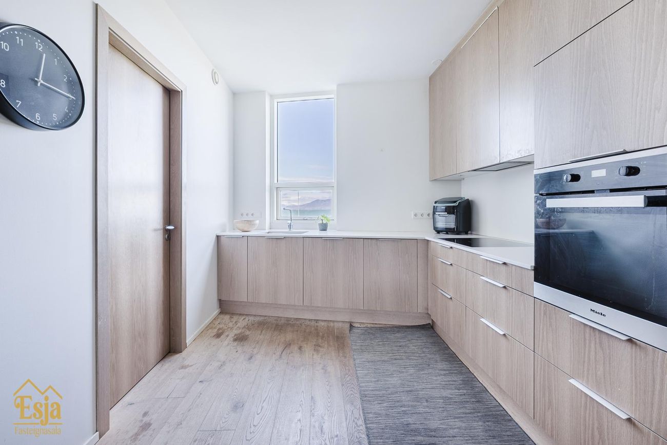 Vatnsstígur 20, 101 Reykjavík