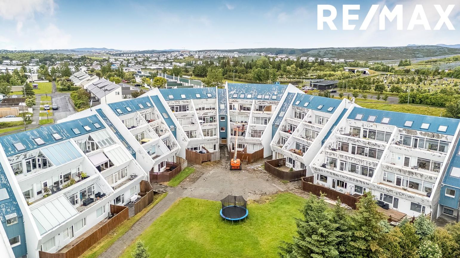Hvammabraut 12, 220 Hafnarfjörður