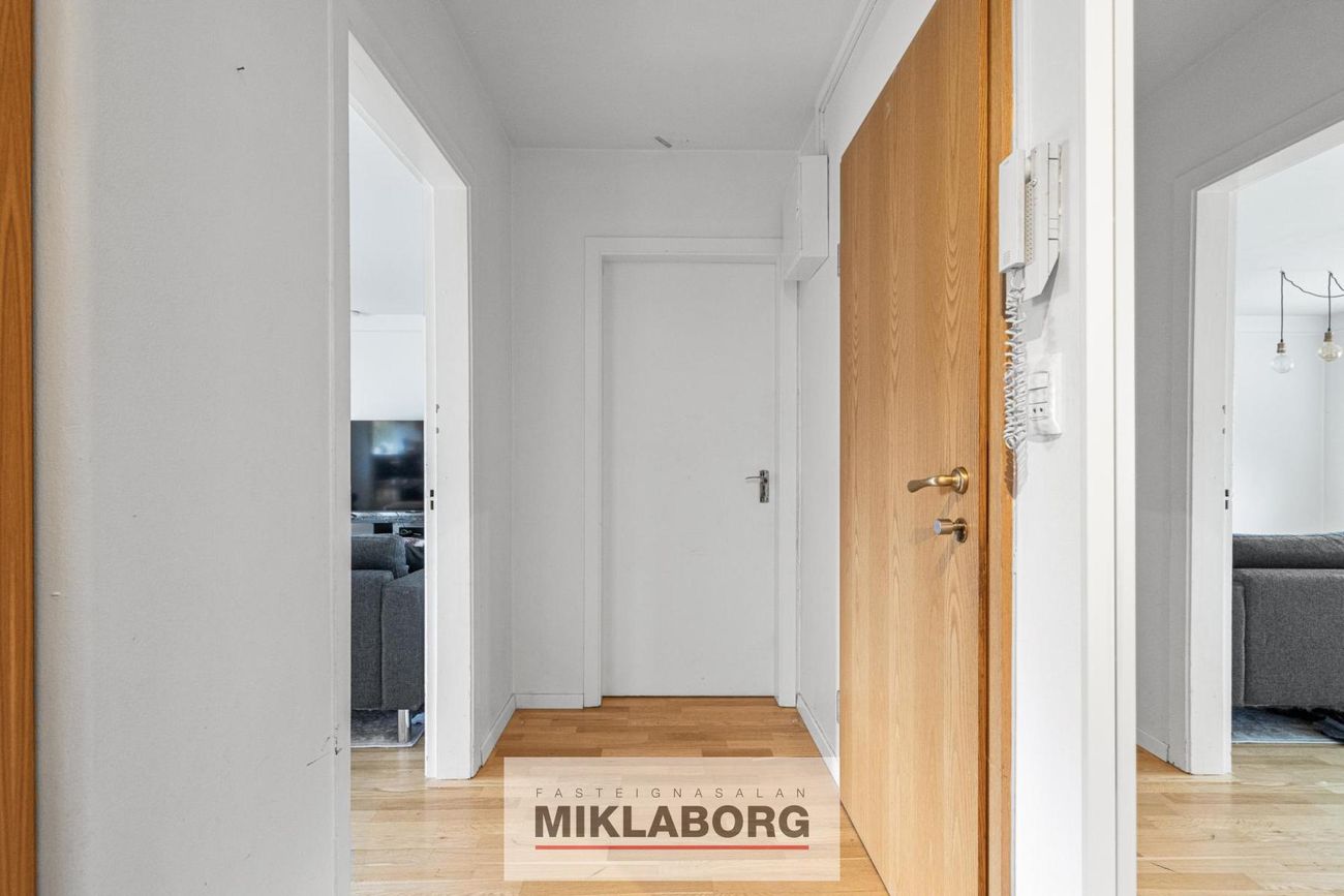Mjóahlíð 10 - 0201, 105 Reykjavík