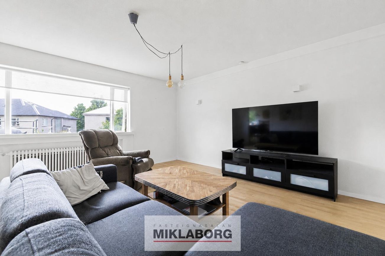 Mjóahlíð 10 - 0201, 105 Reykjavík