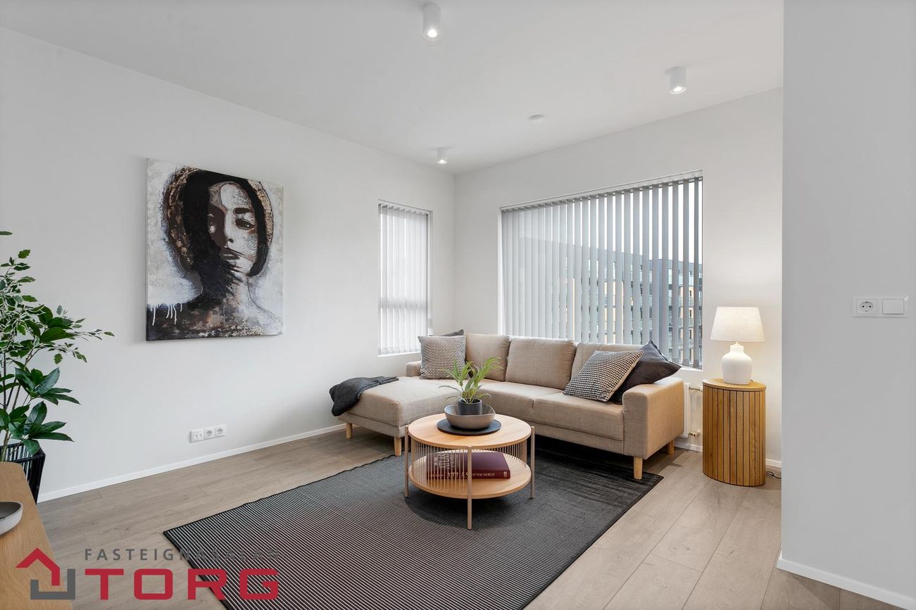 Áshamar 6, 221 Hafnarfjörður