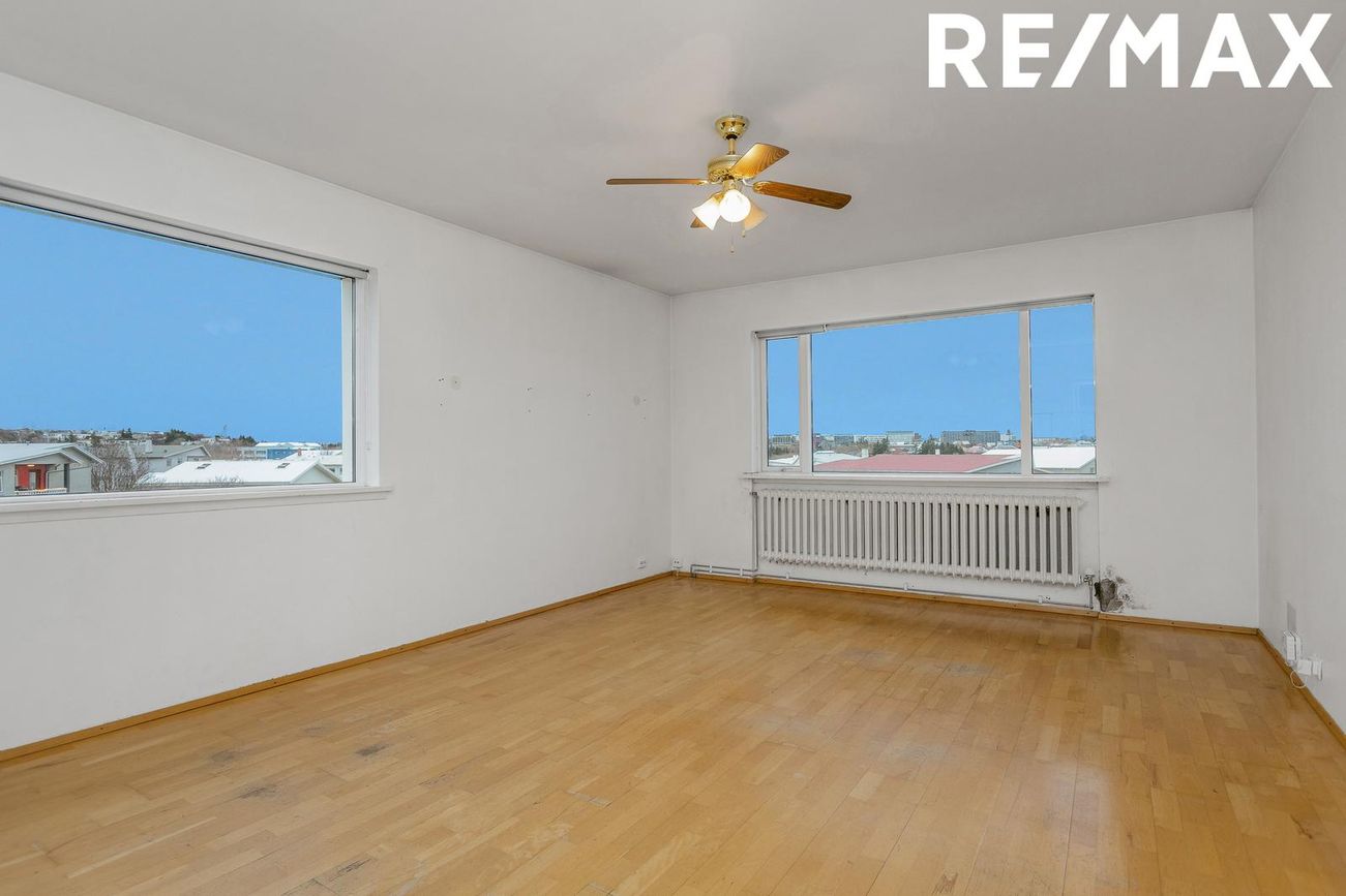 Laugarnesvegur 110, 105 Reykjavík