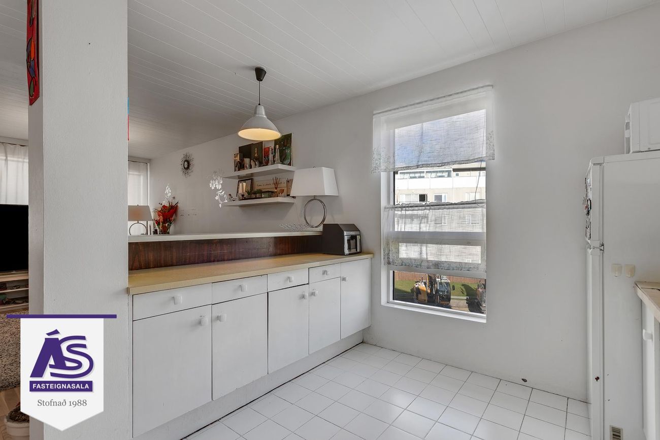 Reykjavíkurvegur 50 - 0305, 220 Hafnarfjörður