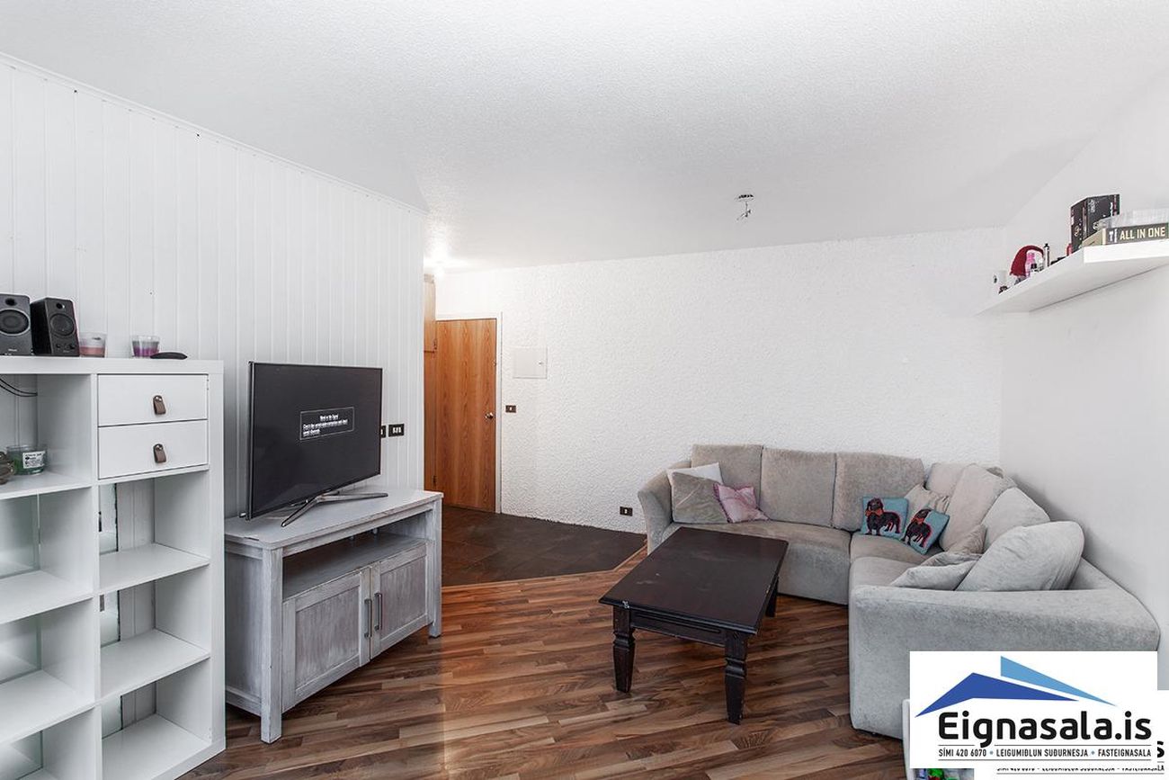 Fífumói 5C, 260 Reykjanesbær