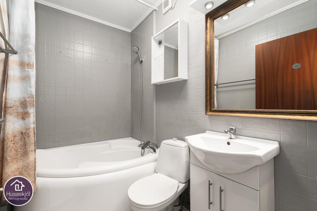 Hrísmóar 2A, 210 Garðabær