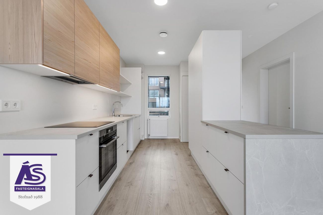 Áshamar 24 - 0305, 221 Hafnarfjörður