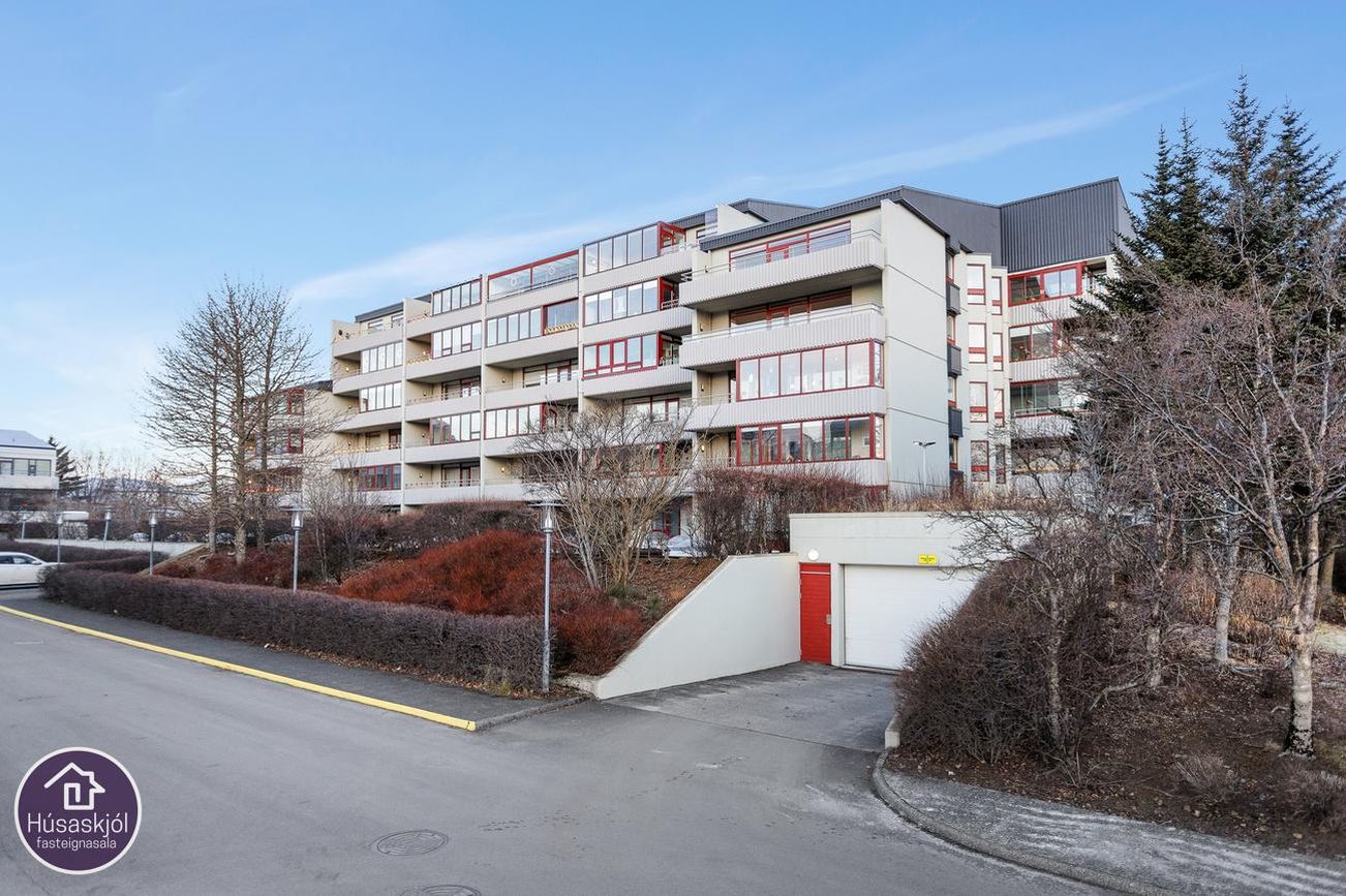 Miðleiti 7 - 0402, 103 Reykjavík