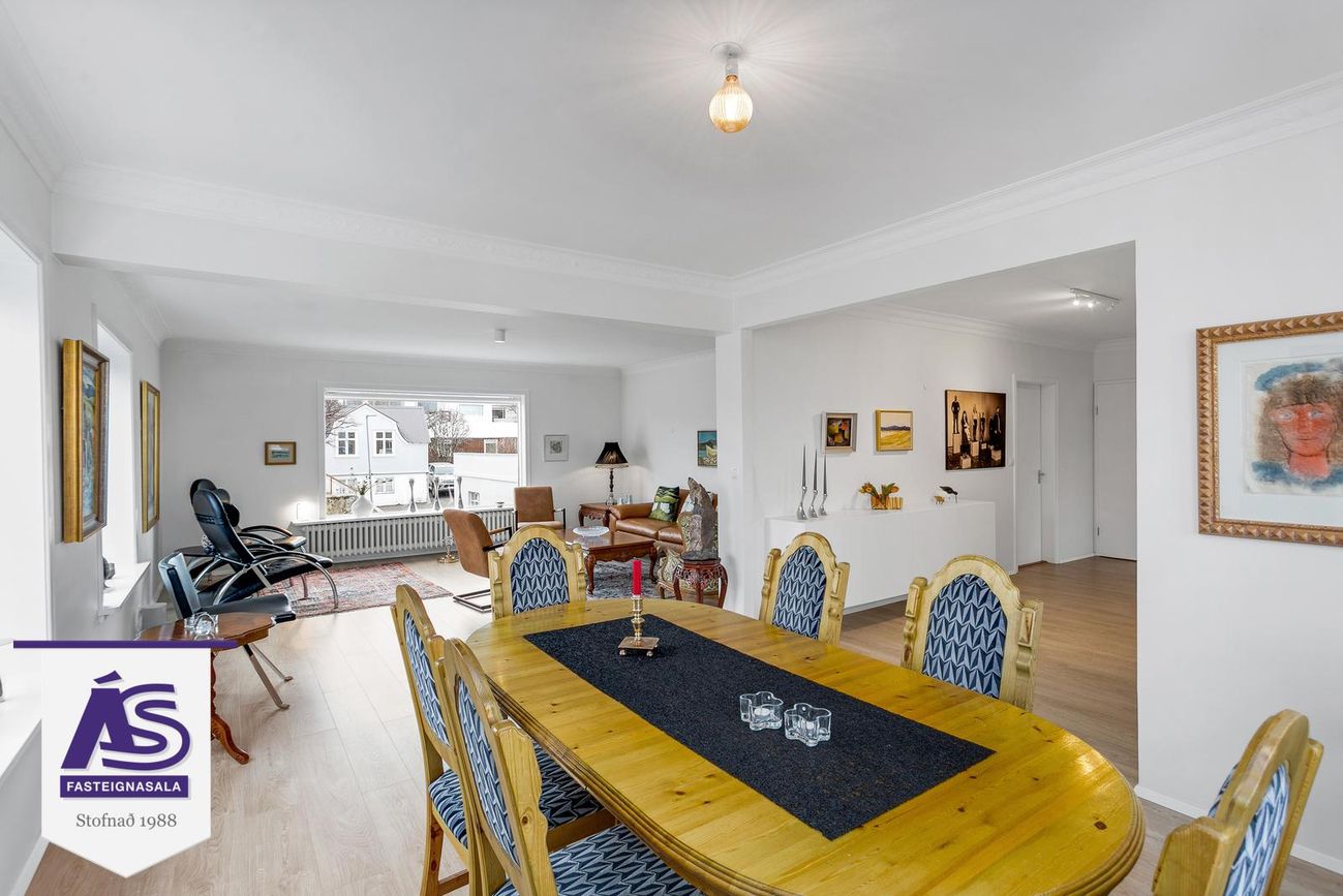 Suðurgata 36, 220 Hafnarfjörður