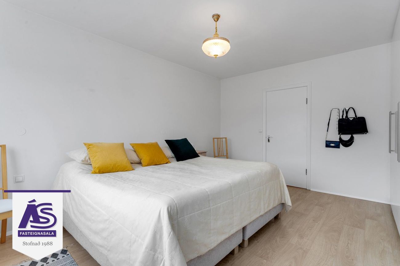 Suðurgata 36, 220 Hafnarfjörður