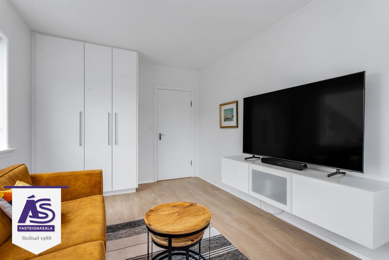 Suðurgata 36, 220 Hafnarfjörður