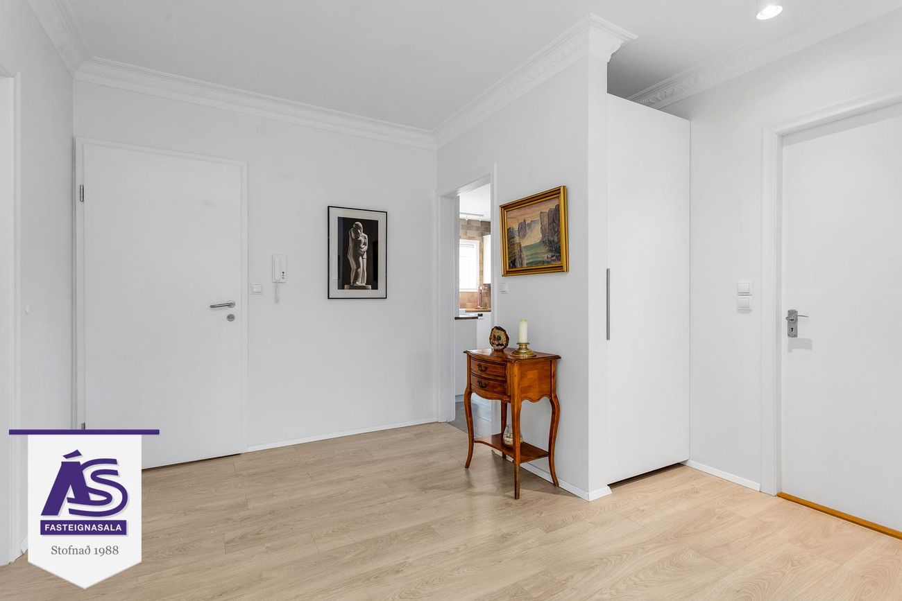 Suðurgata 36, 220 Hafnarfjörður