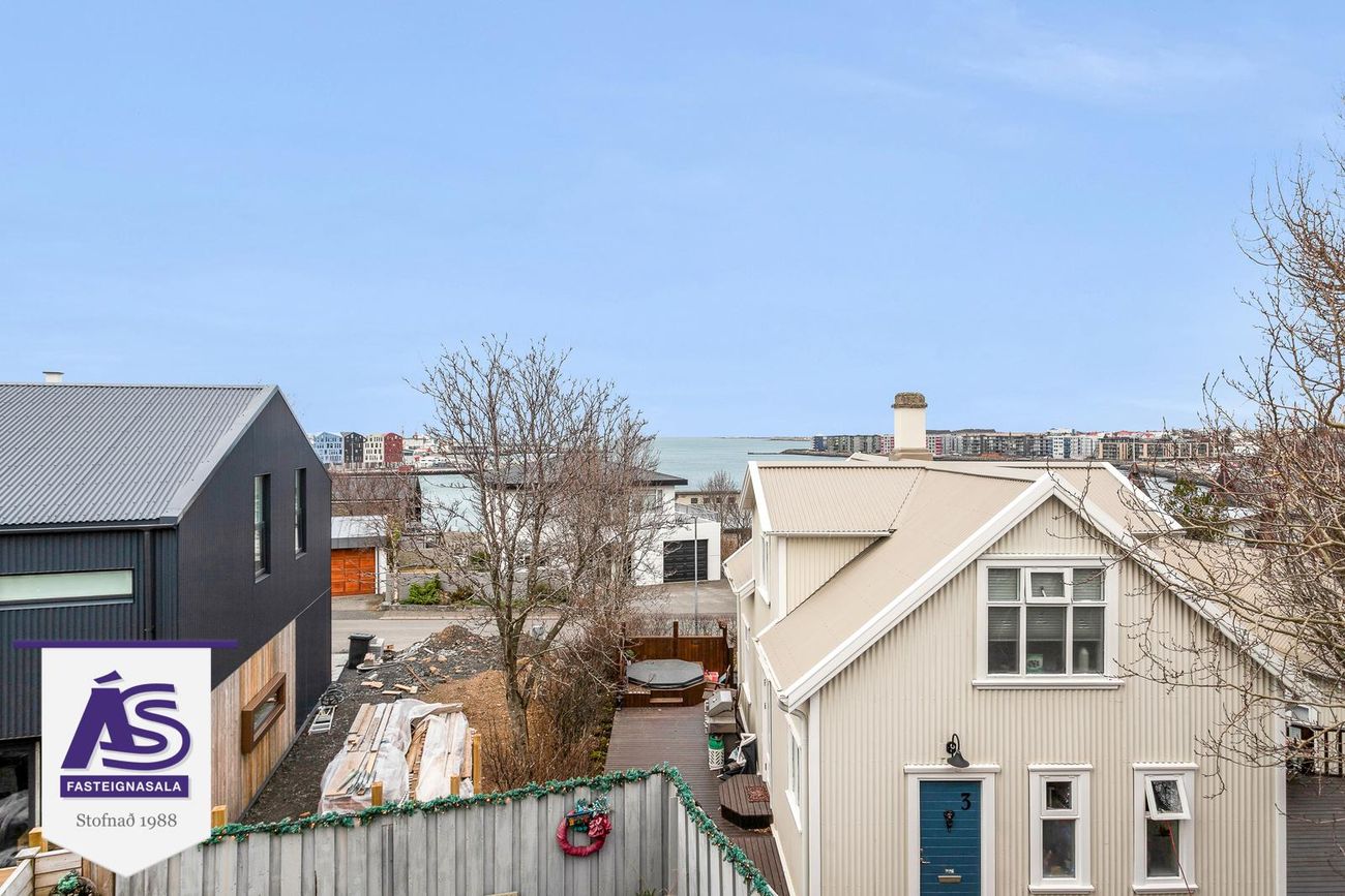 Suðurgata 36, 220 Hafnarfjörður
