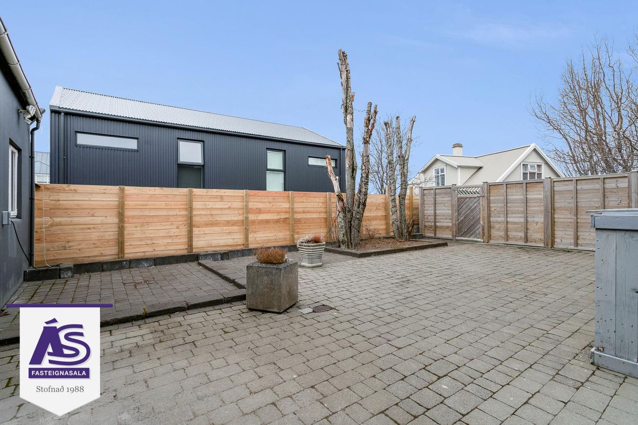 Suðurgata 36, 220 Hafnarfjörður