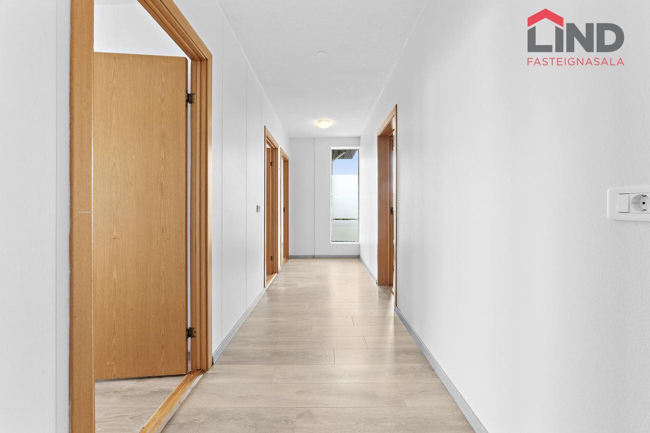 Brekkustígur 35C, 260 Reykjanesbær