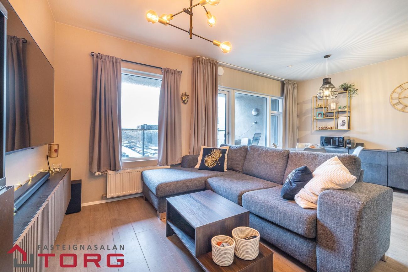 Áshamar 4, 221 Hafnarfjörður
