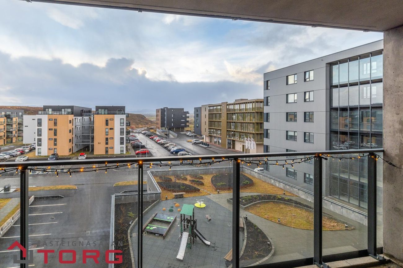 Áshamar 4, 221 Hafnarfjörður