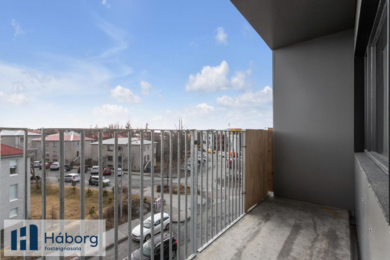 Skipholt 1, 105 Reykjavík