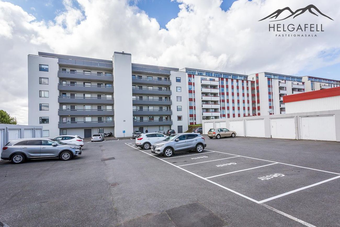 Krummahólar 10, 111 Reykjavík