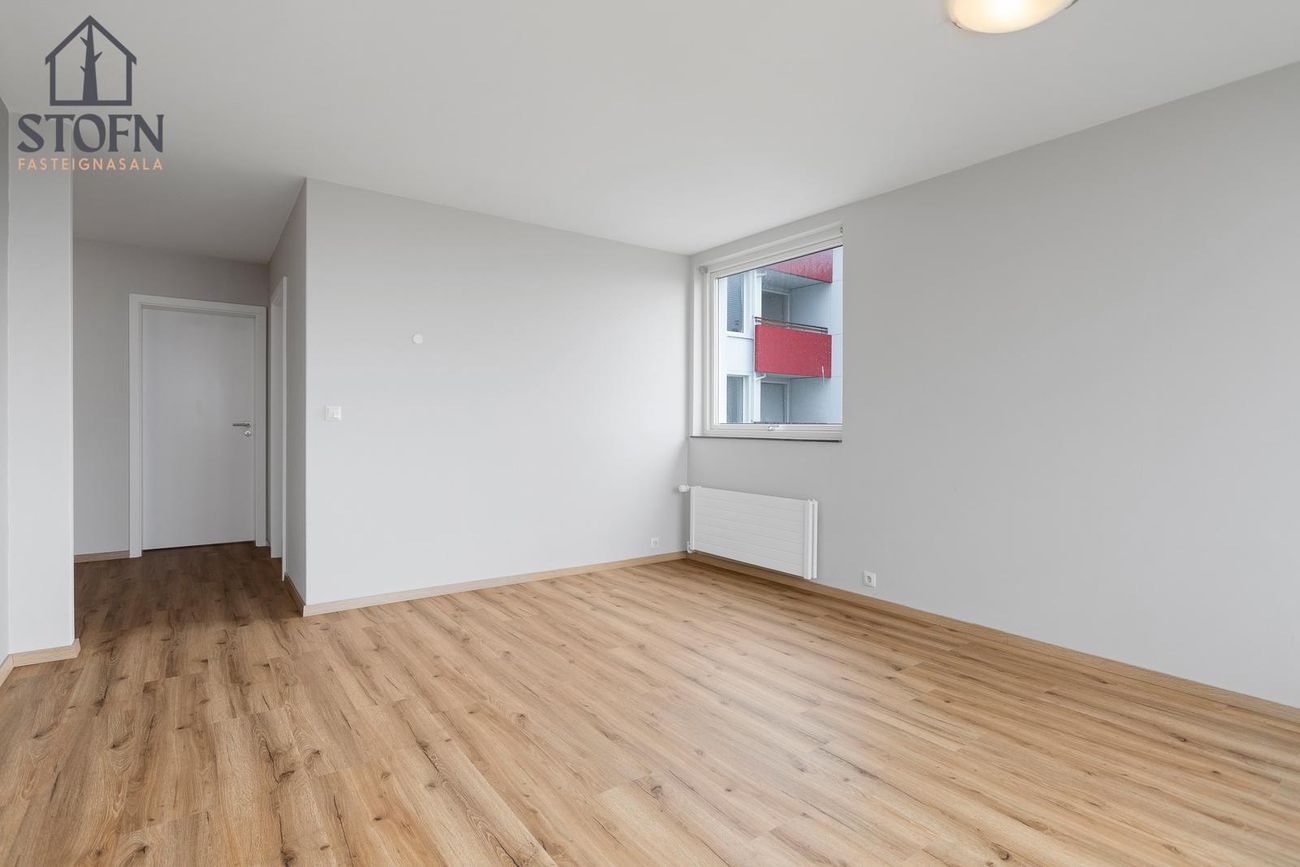 Asparfell 8, 111 Reykjavík