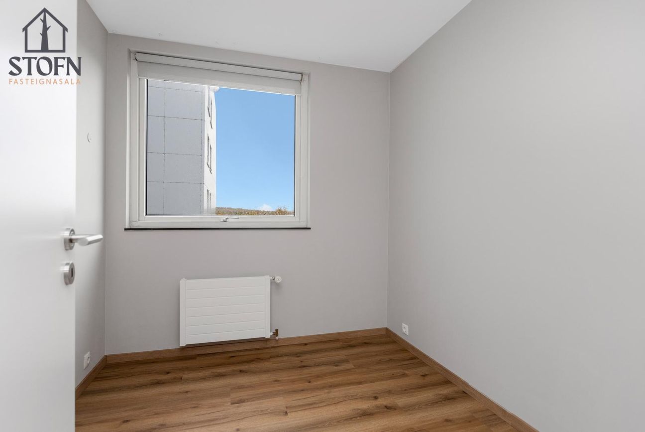Asparfell 8, 111 Reykjavík