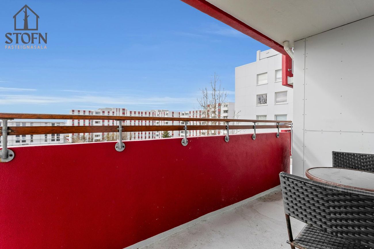 Asparfell 8, 111 Reykjavík