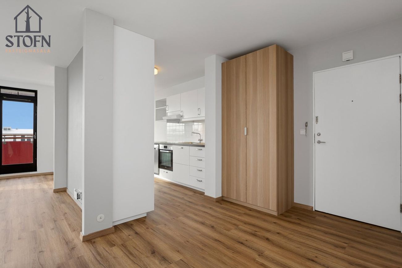 Asparfell 8, 111 Reykjavík
