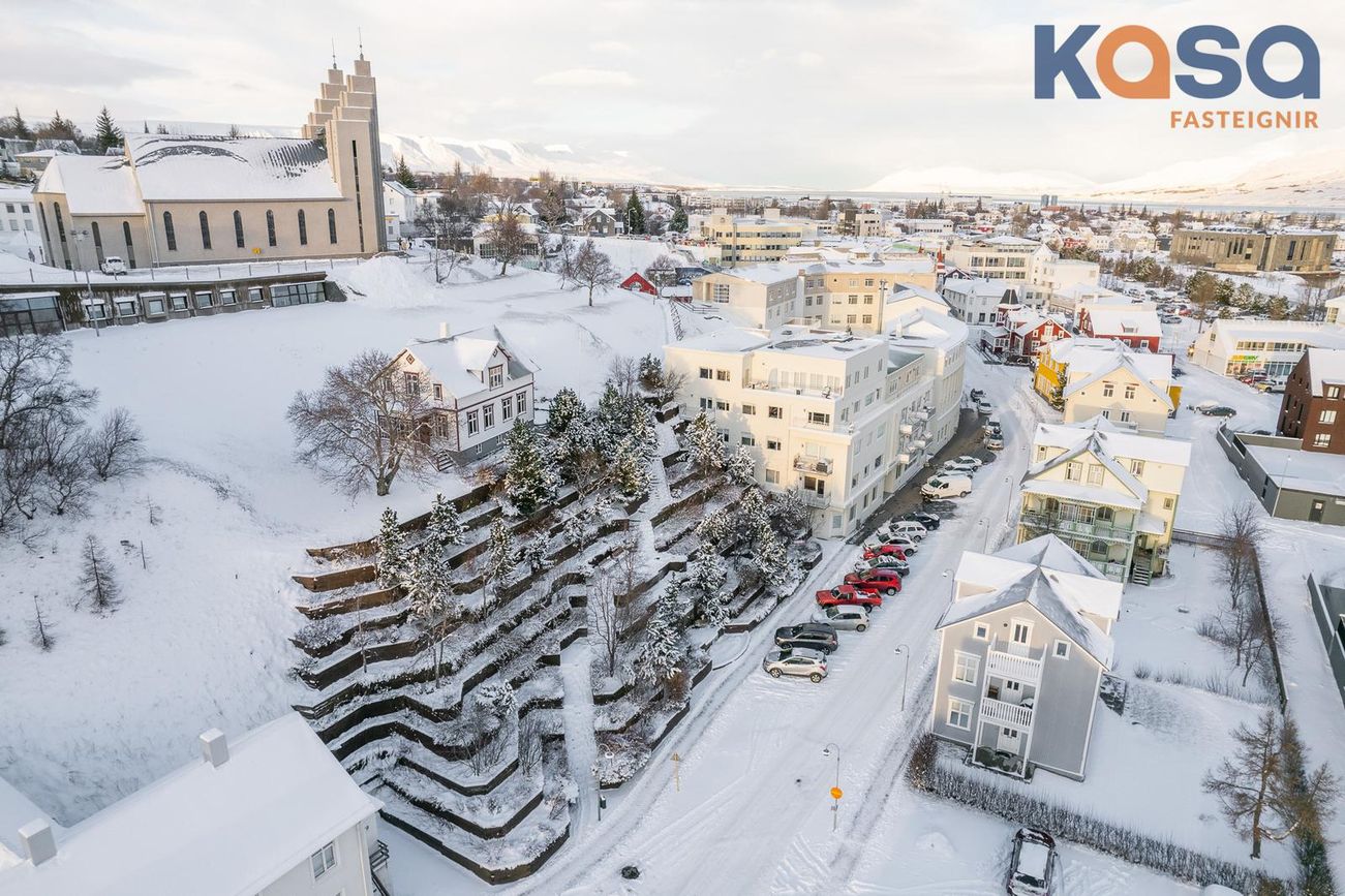 Hafnarstræti 81, 600 Akureyri