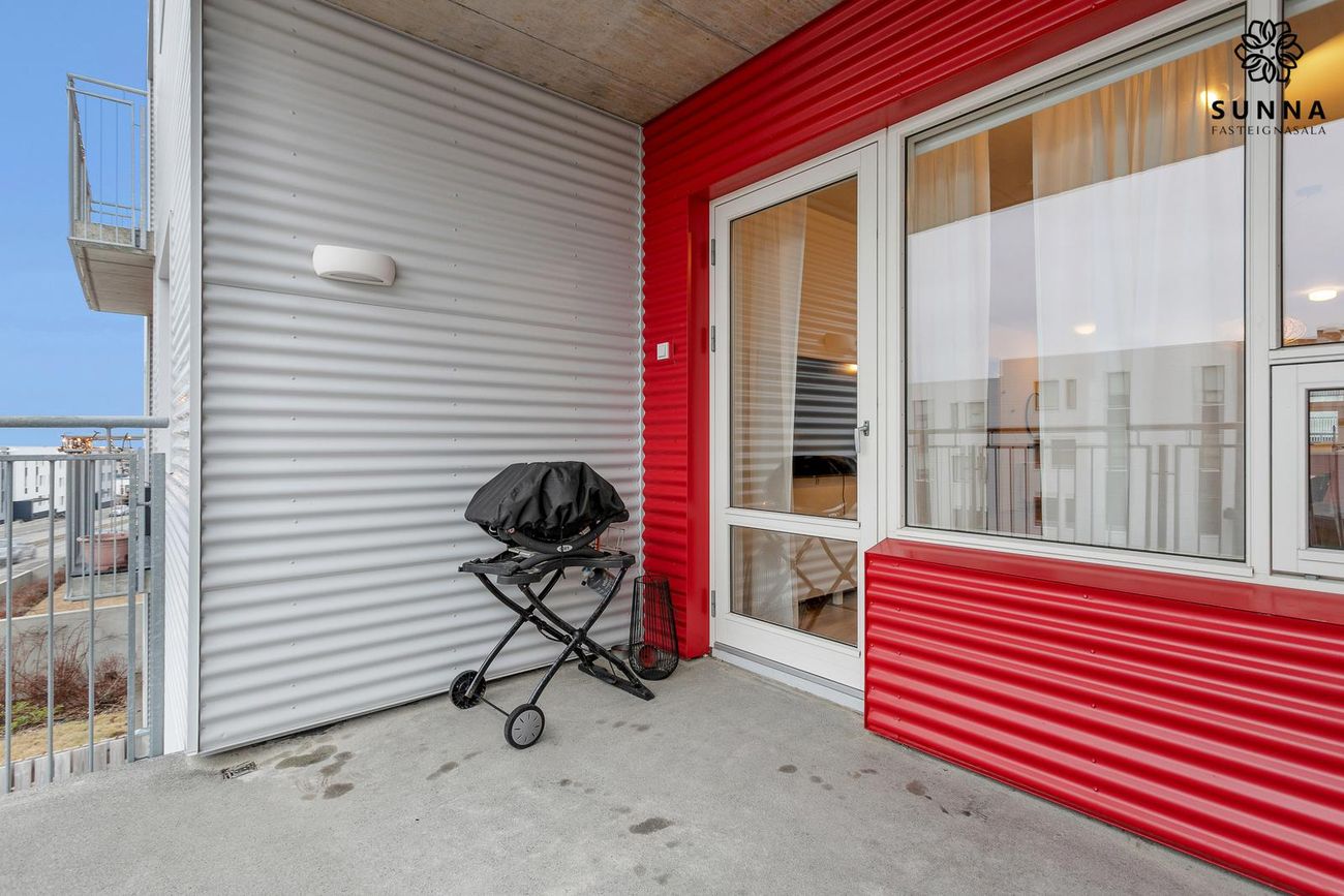 Vefarastræti 11, 270 Mosfellsbær