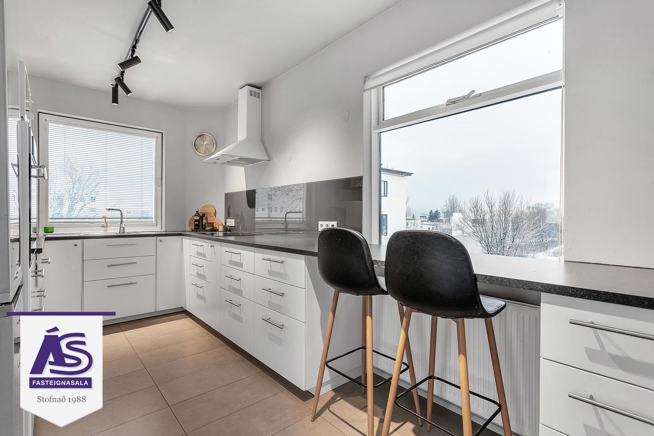 Safamýri 95, 108 Reykjavík