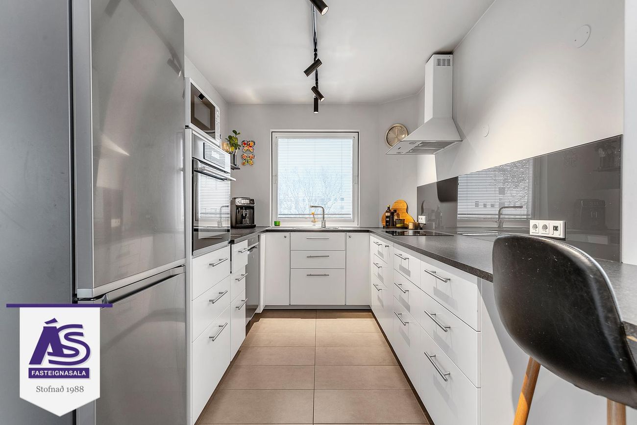 Safamýri 95, 108 Reykjavík