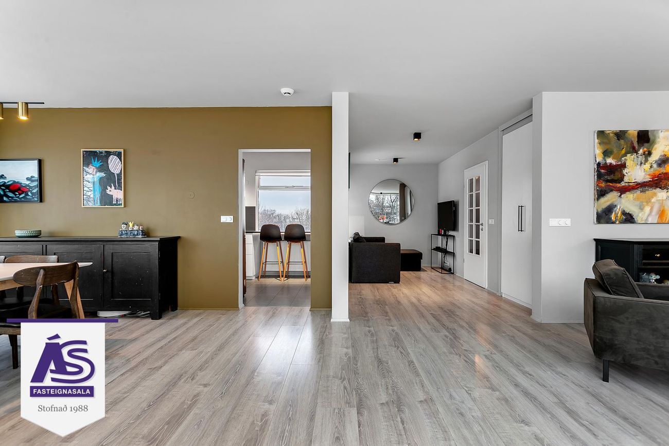 Safamýri 95, 108 Reykjavík