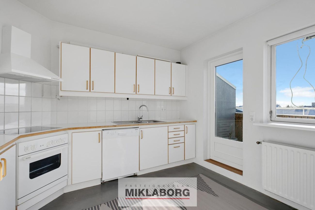 Tjarnarmýri 15, 170 Seltjarnarnes