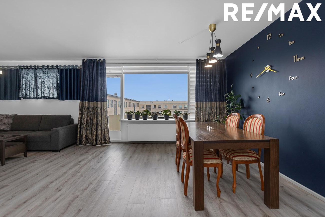Hraunbær 134, 110 Reykjavík