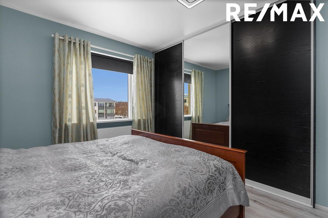 Hraunbær 134, 110 Reykjavík