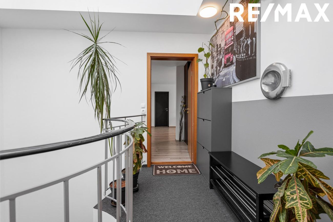 Hraunbær 134, 110 Reykjavík