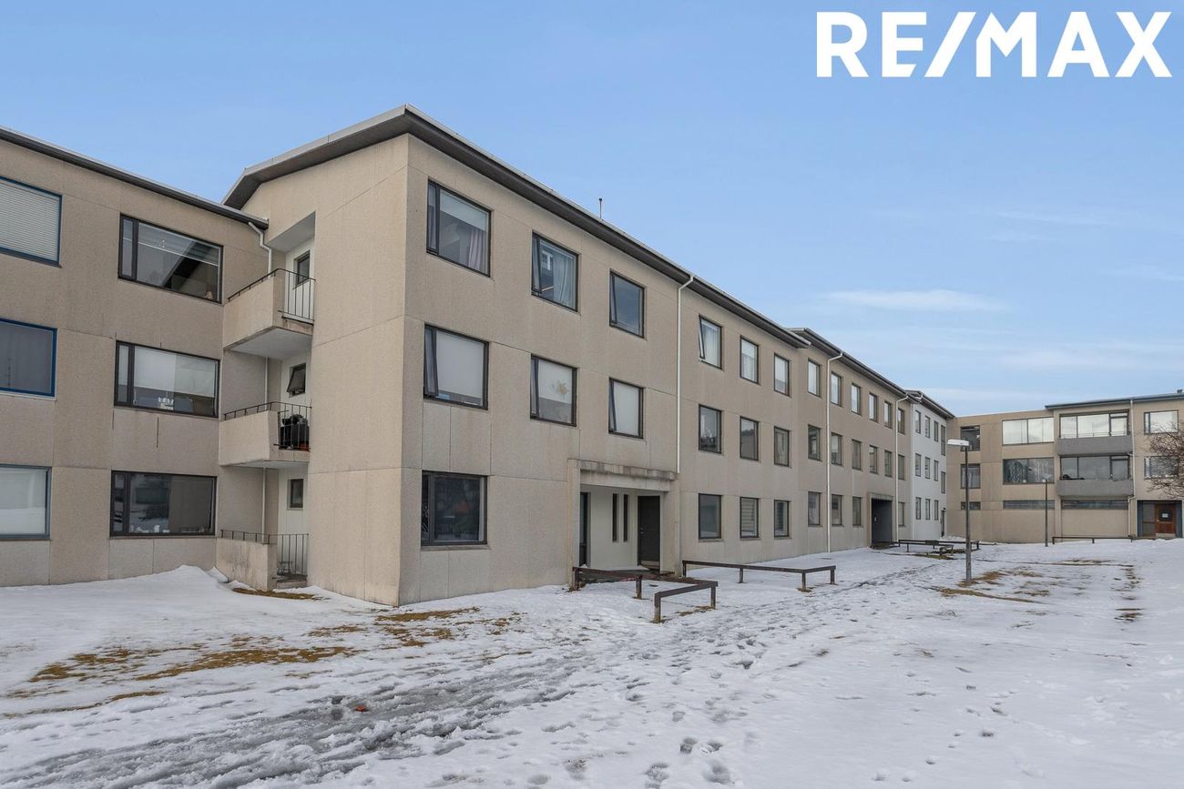 Hraunbær 134, 110 Reykjavík