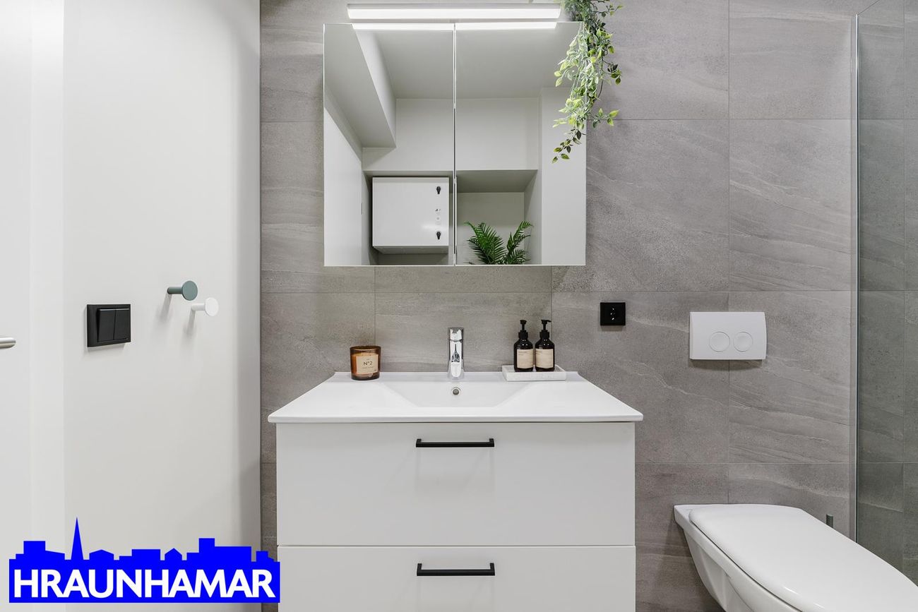 Áshamar 42 - 0103, 221 Hafnarfjörður