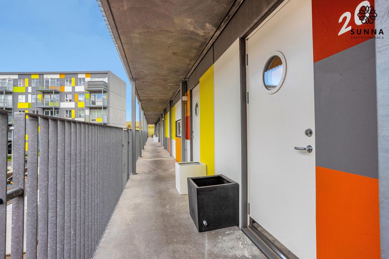 Jöfursbás 11B, 112 Reykjavík