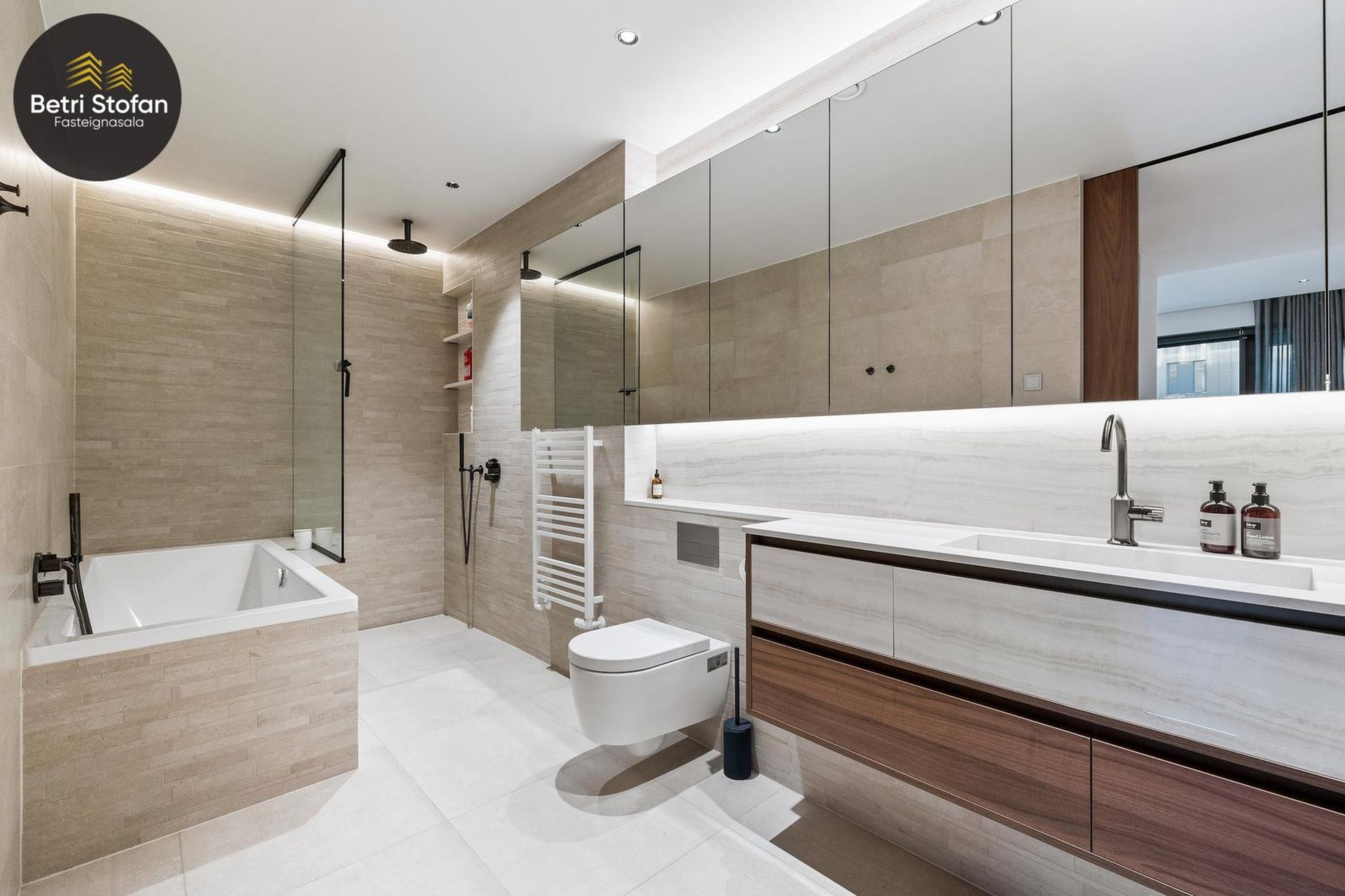 Bryggjugata 2, 101 Reykjavík